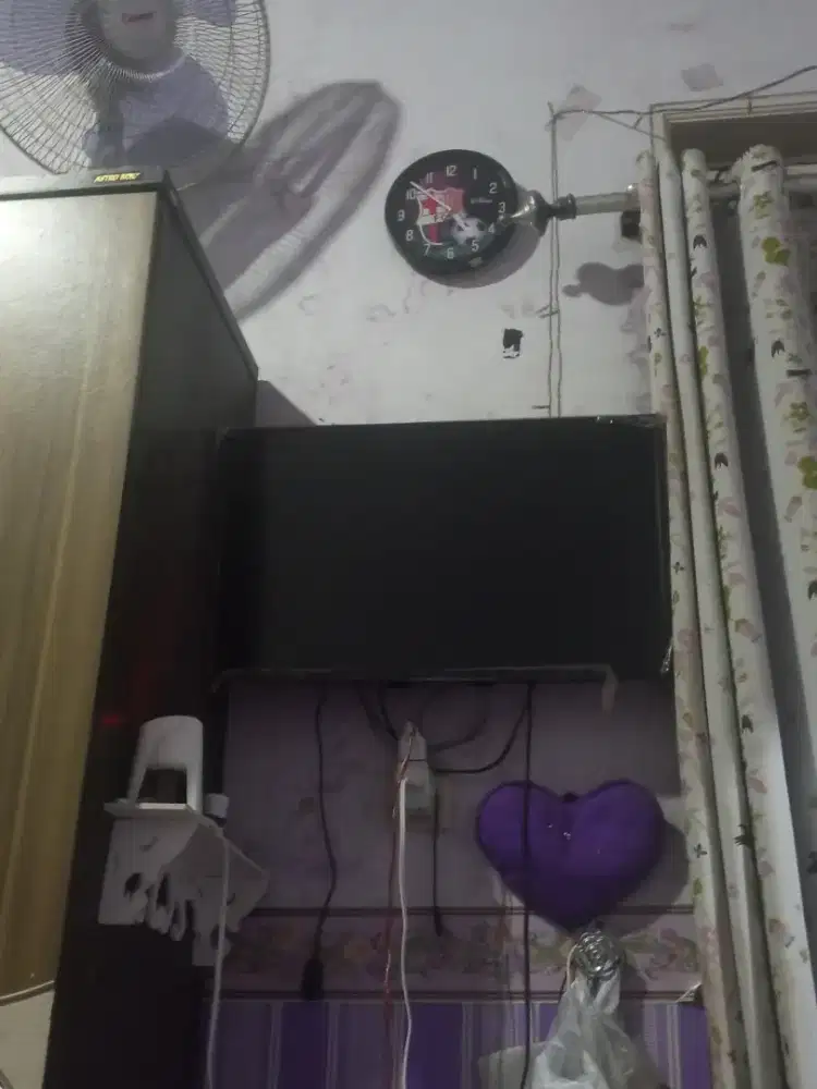 DIJUAL TV SHARP 24 MASIH BAGUS