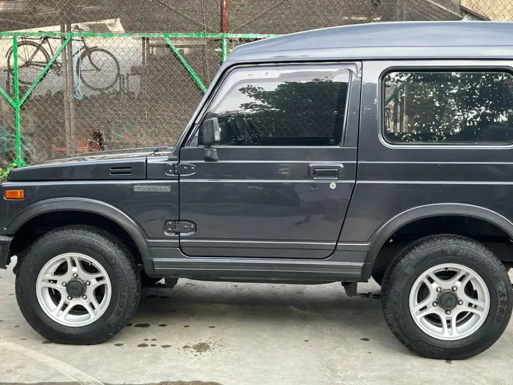 Tadinya ragu mau dijual, sekarang bulat mau dijual katana 2004 ori