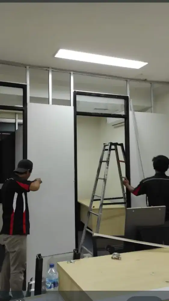 Bongkar Pasang Rakit Lemari Kitchenset Partisi Pindahan Rumah Kantor