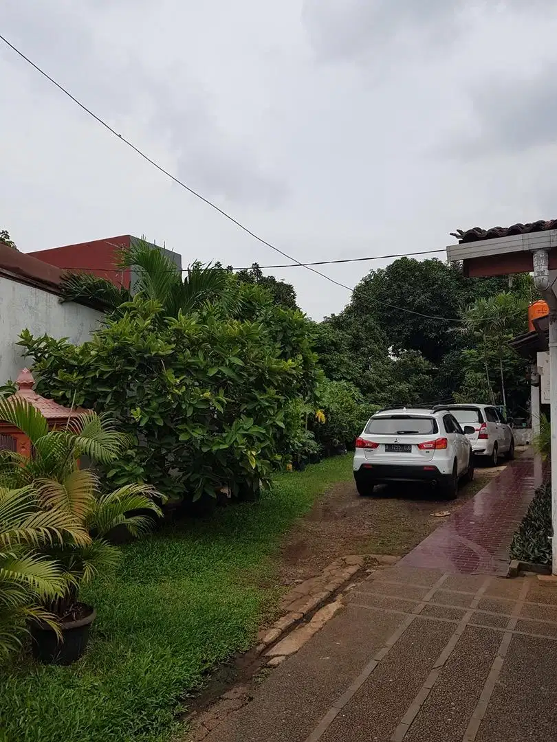 Rumah Dijual Jl. H. Naman. Pondok Kelapa. Jakarta Timur