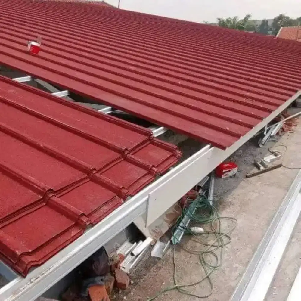 Spandek pasir baja ringan terpasang rapi