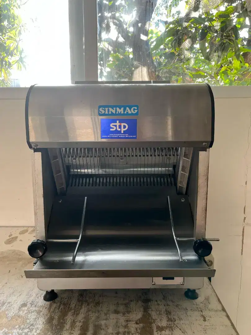 Bread slicer merk sinmag