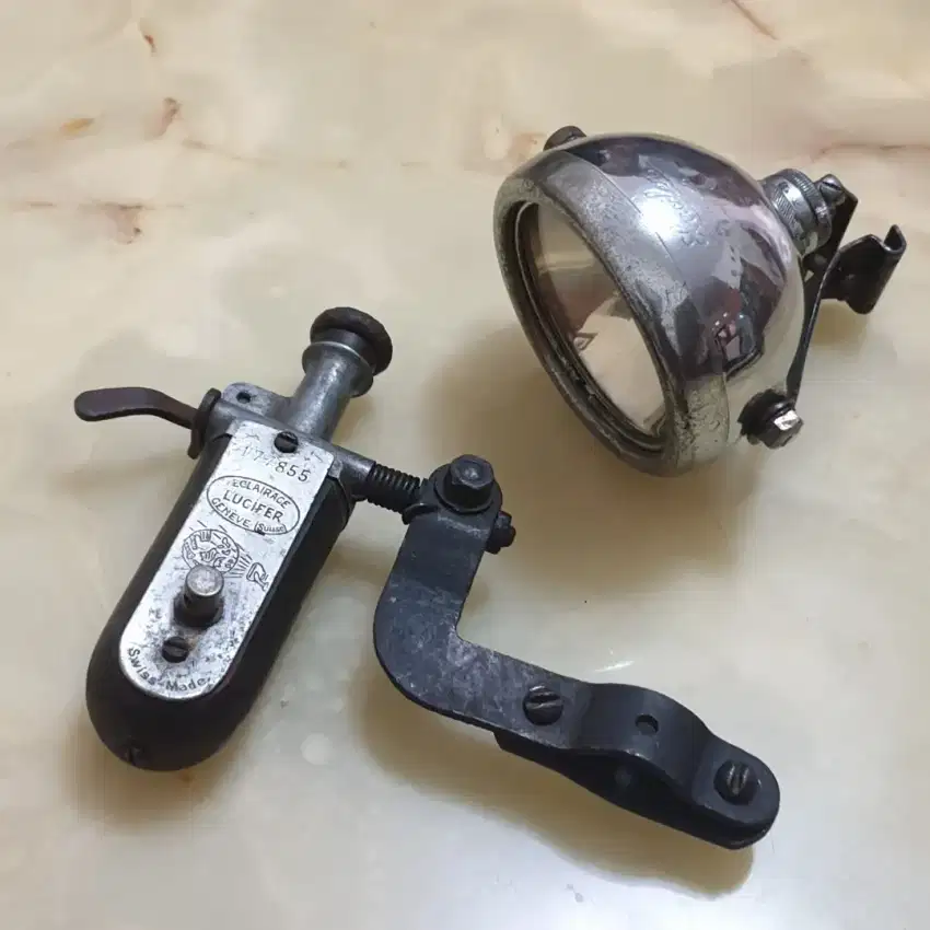 Set lampu dinamo Lucifer sepeda onthel