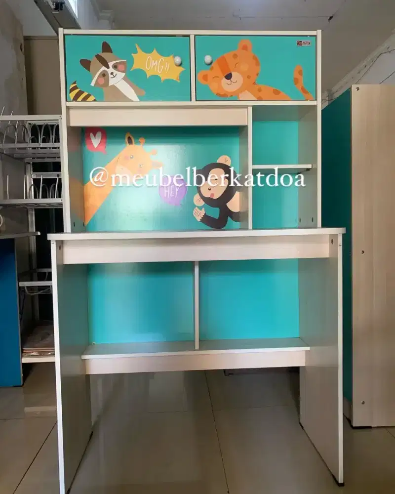 Meja Belajar Anak Karakter poku 82