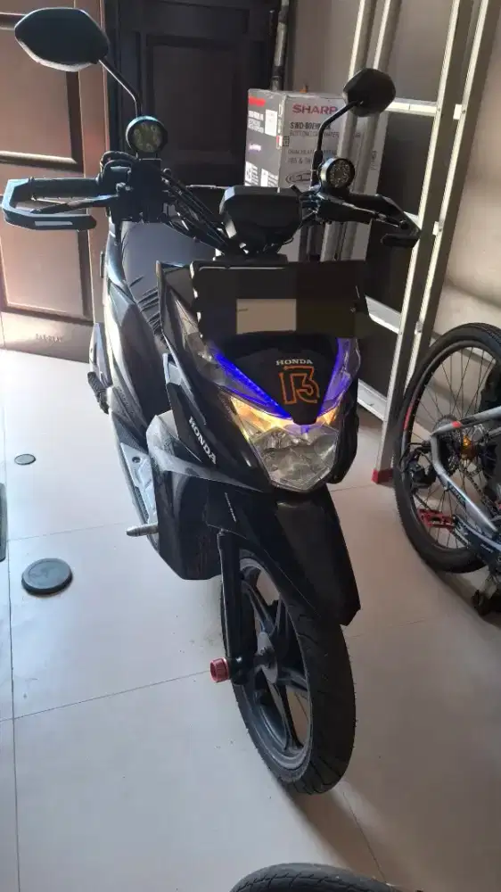 Honda Beat street 2017 hitam