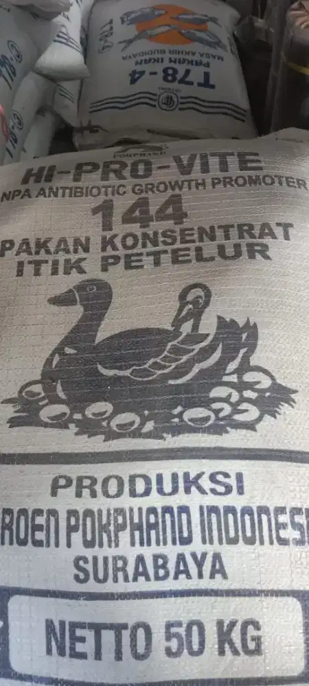 Pakan konsentrat itik petelur charoen pohkpan