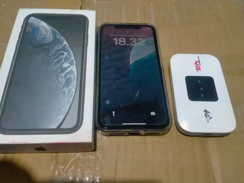 Iphone  XR 128 inter mulus nominus lengkap free modem unlock baru