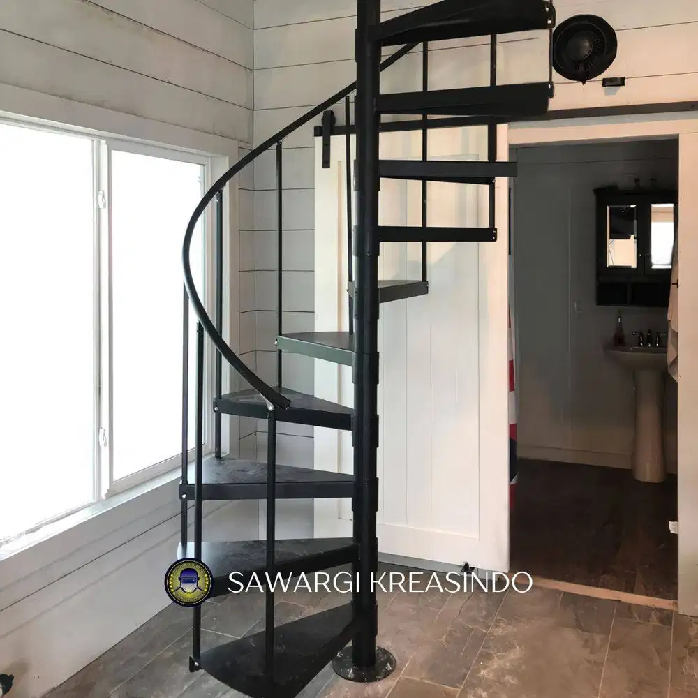 Tangga rumah minimalis, tangga putar, tangga rebah murah