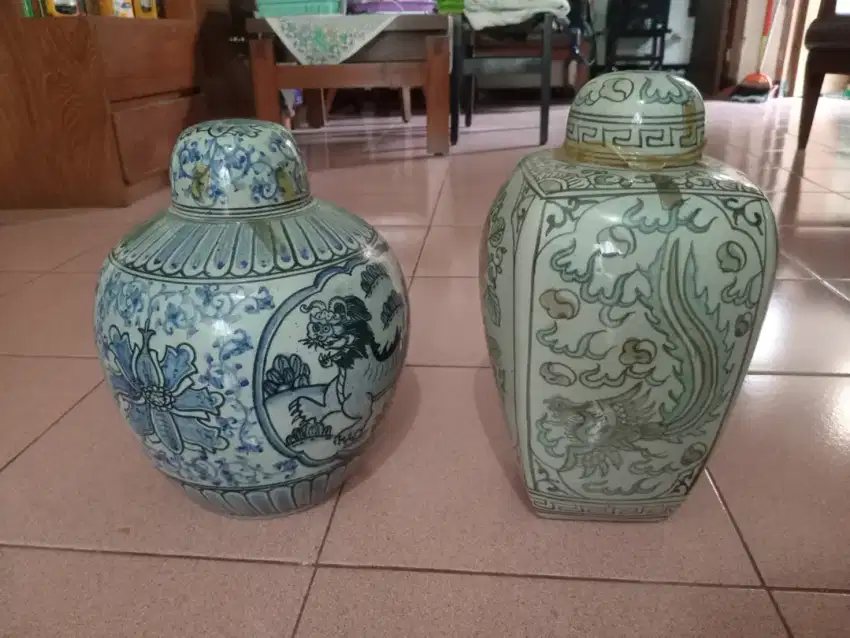 Guci Keramik China
