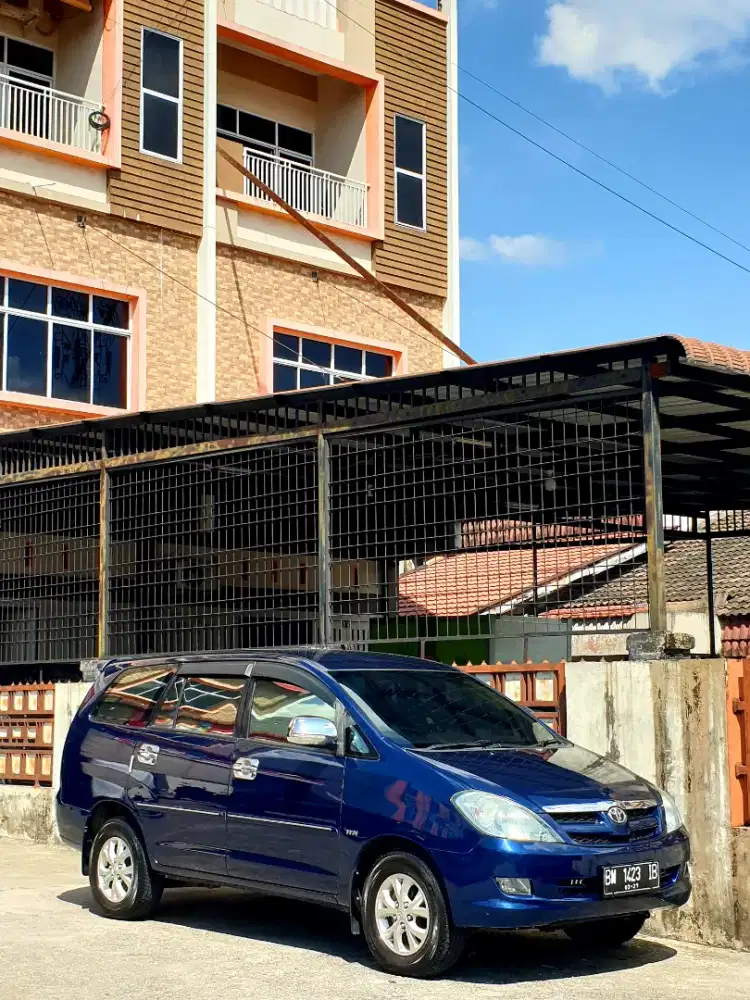 Innova v 2.0cc bensin 2008