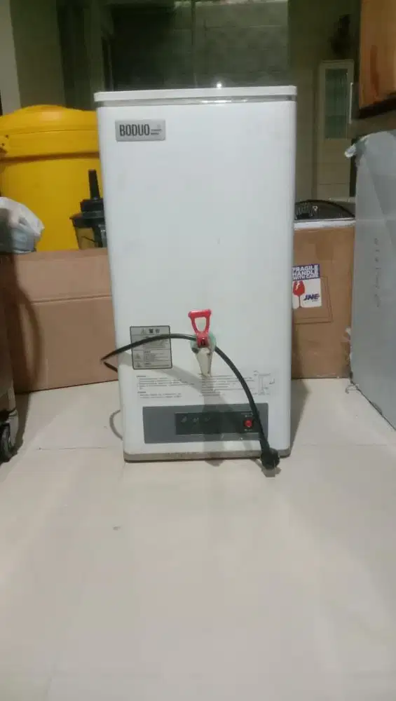 Jual mesin air panas bekas kafe sendiri