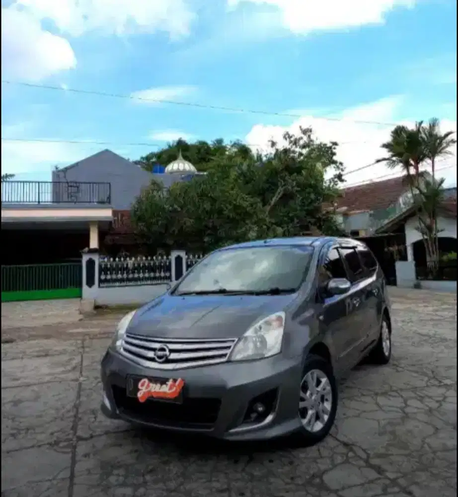 Nissan Grand livina 2013 Bensin