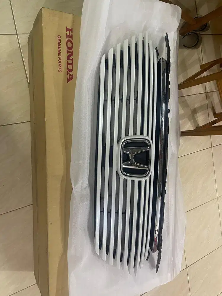 GRILL HRV SE 2022 up ( BARU )