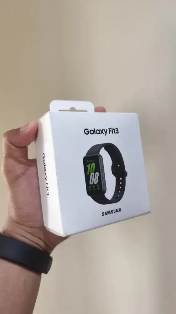 Samsung Fit 3 smartwatch kondisi baru masih tersegel