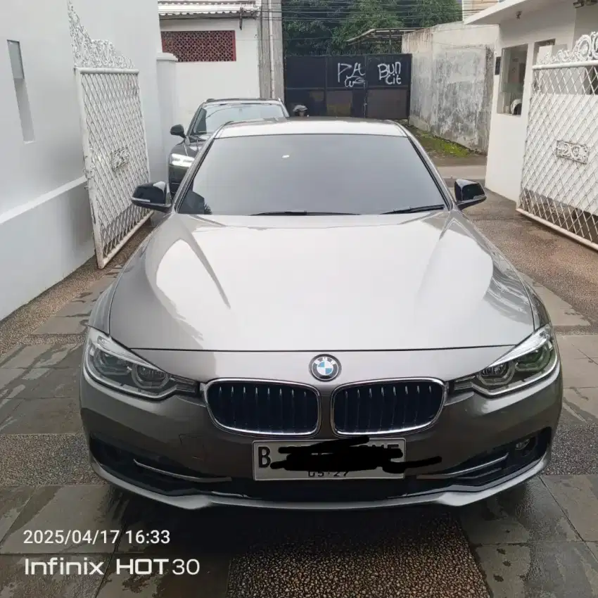 BMW 320i 2017 Warna Bagus