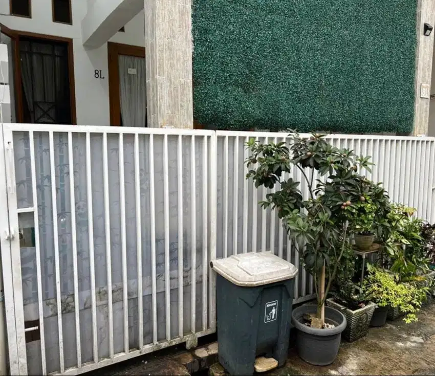 Bismillahirohmanirohim, Dijual Rumah 2 Lantai di Beji Depok