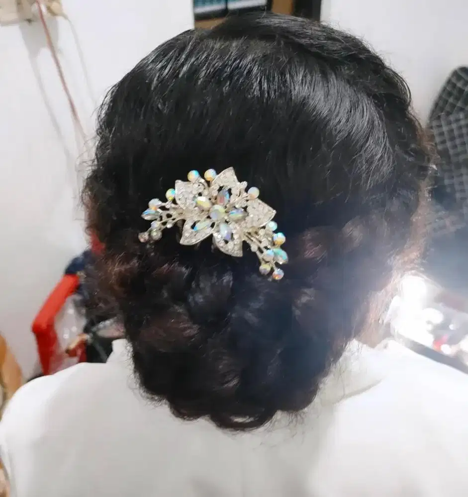 Jasa Makeup dan hairdo