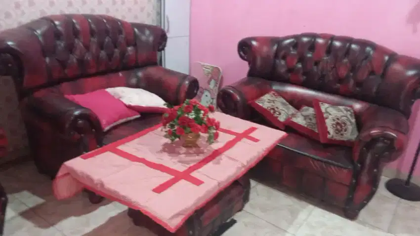 Sofa jaguar maroon