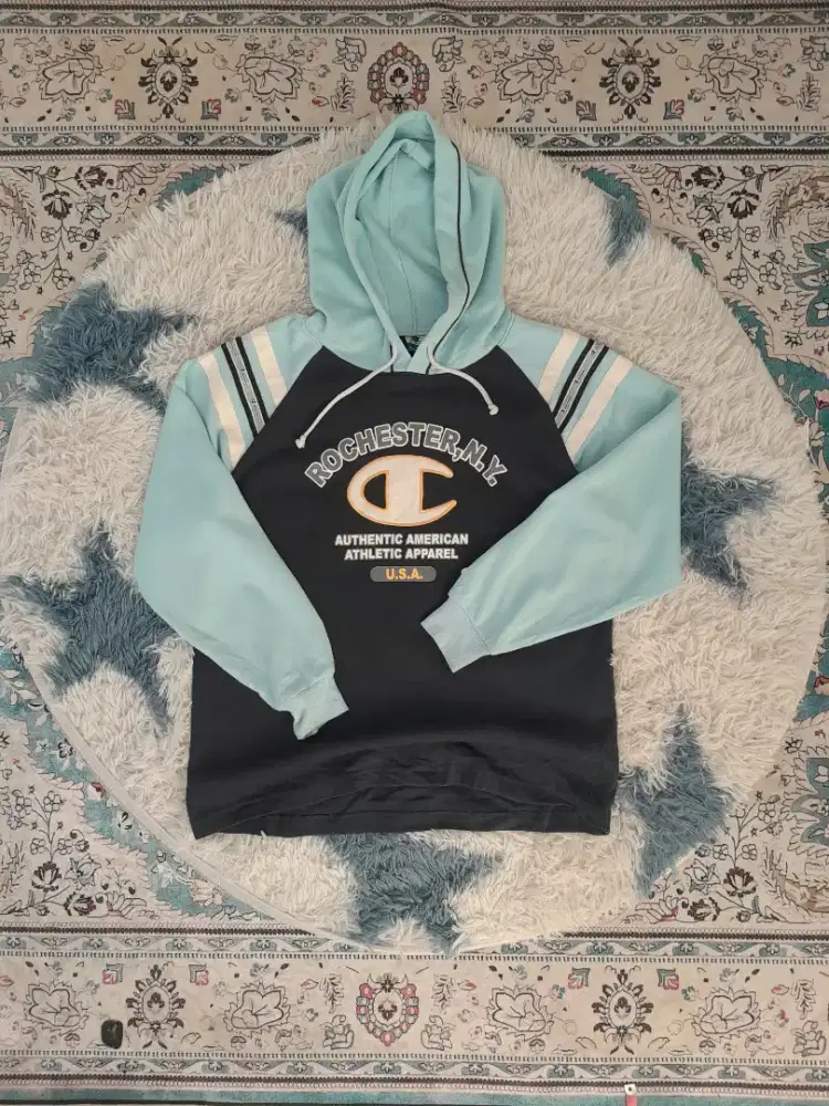 Hoodie Champion Rochester NY