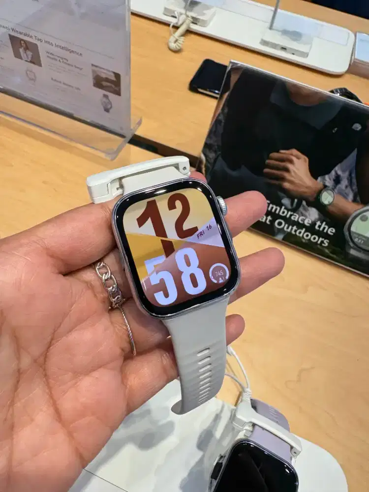 Huawei Watch Fit 4 White Ready