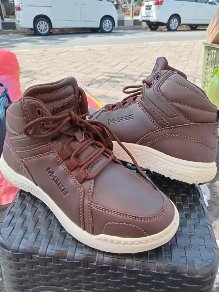 Sepatu booth formal kerja