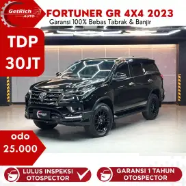 TOYOTA FORTUNER 2.8 GR 4X4 AT 2023 DIESEL