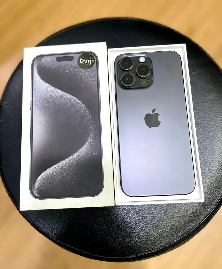 iPhone 15 promax black 256gb iBox