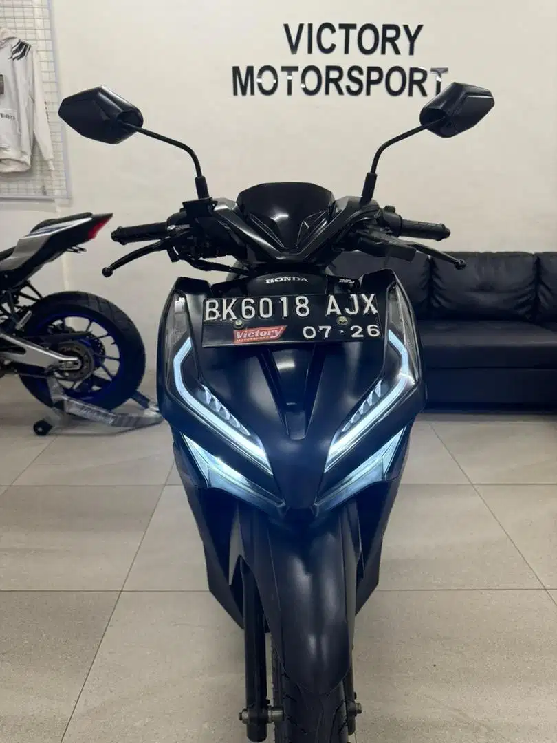 Honda Vario 125 CBS ISS tahun 2021 warna Hitam Dop 125CC CC Matic New