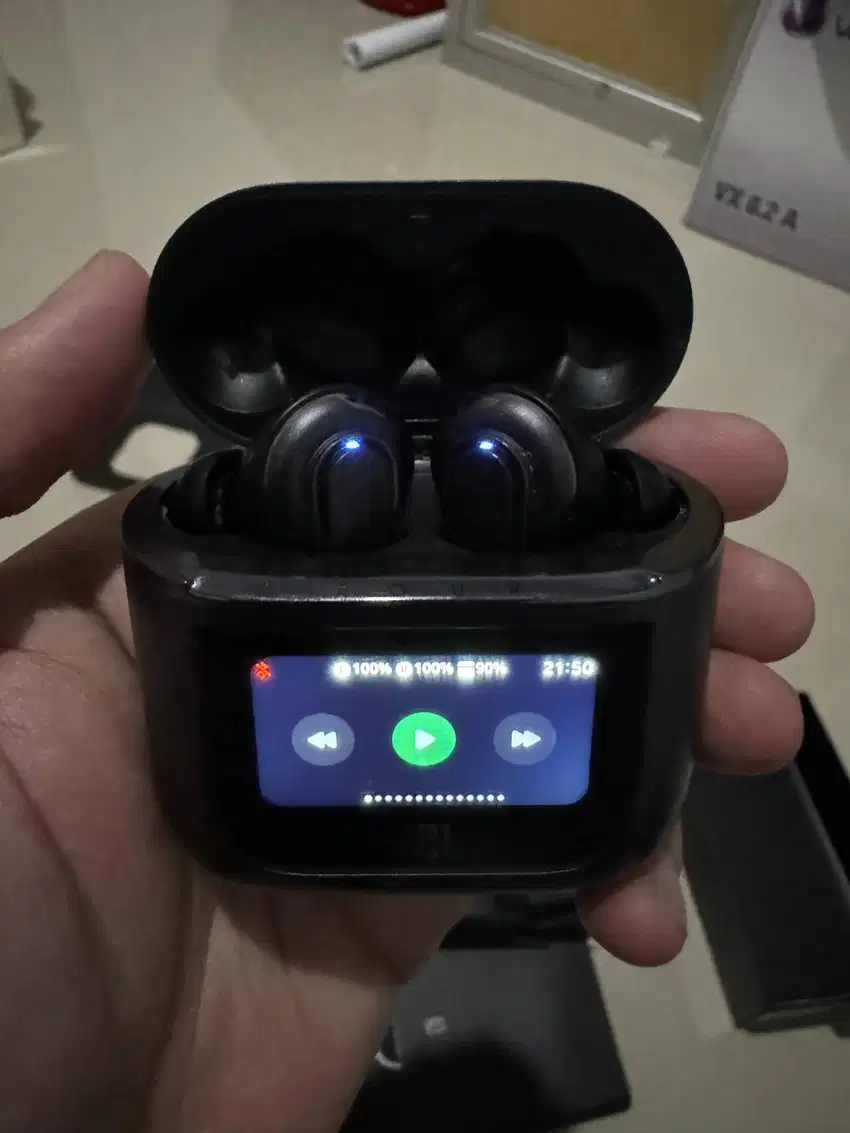 JBL Tour Pro 2 True Wireless Noise Cancelling - Hitam