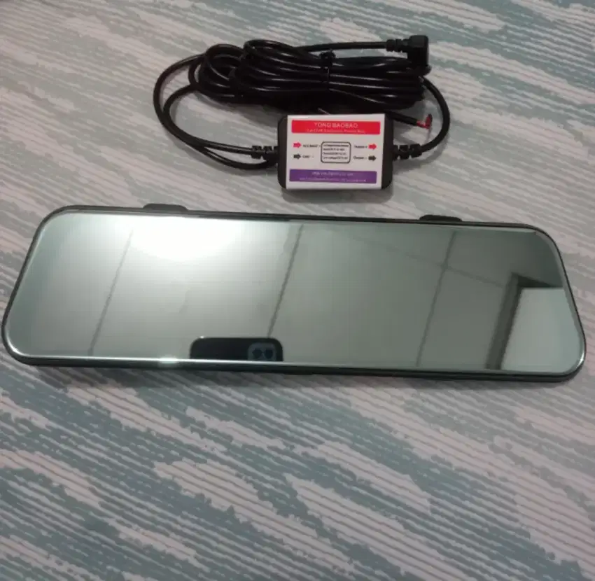 Dash Cam seri SDV600