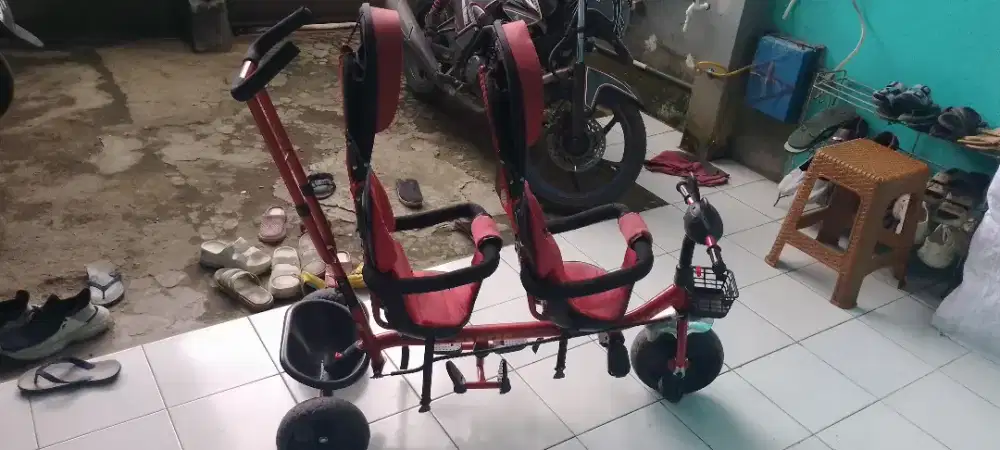 Sepeda Anak 2 in 1 (2 kursi) Musik