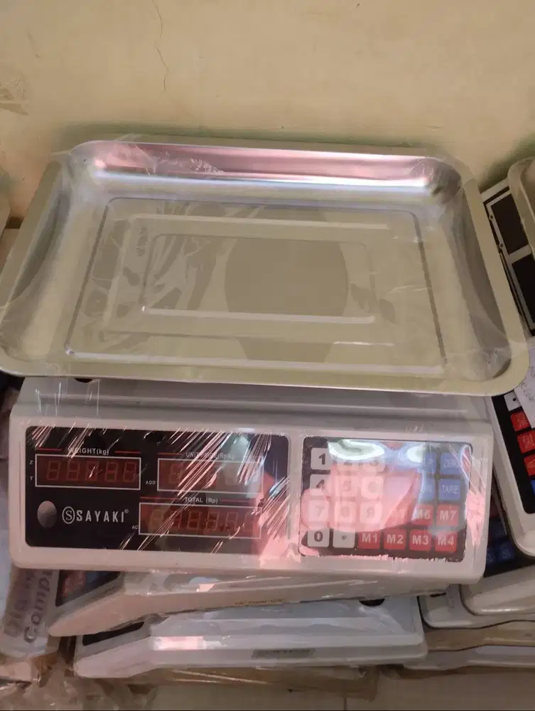 Timbangan digital kapasitas max30kg, dua layar depan dan belakang