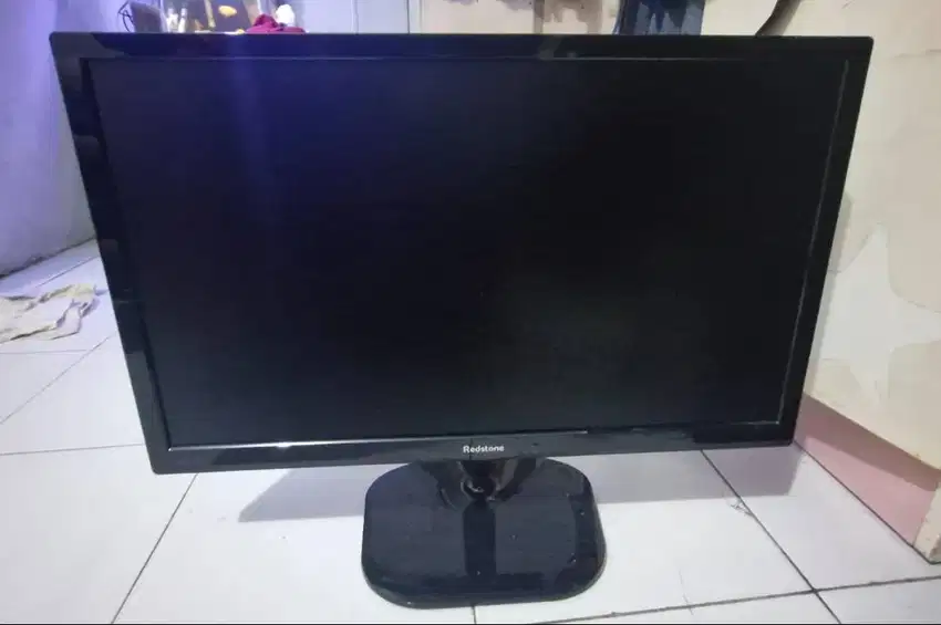 DIJUAL MONITOR LED MERK REDSTONE NEGO JOGJA