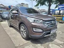 TDP Rendah Hyundai Santa Fe 2.4 Bensin-AT 2015 Coklat CWBHB