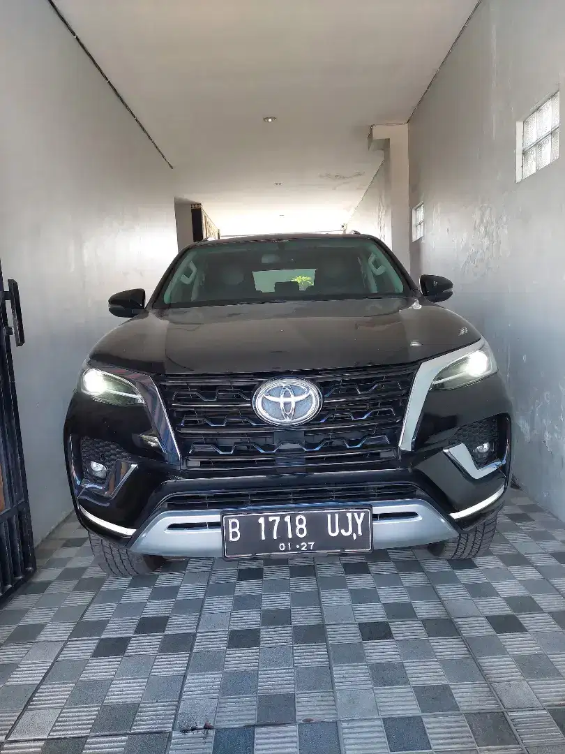 FORTUNER All New VRZ pmk 2022, Ori Luar dalam, service Record.