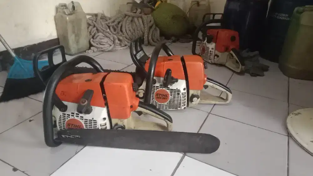 Tebang pohon dan pembersihan lahan