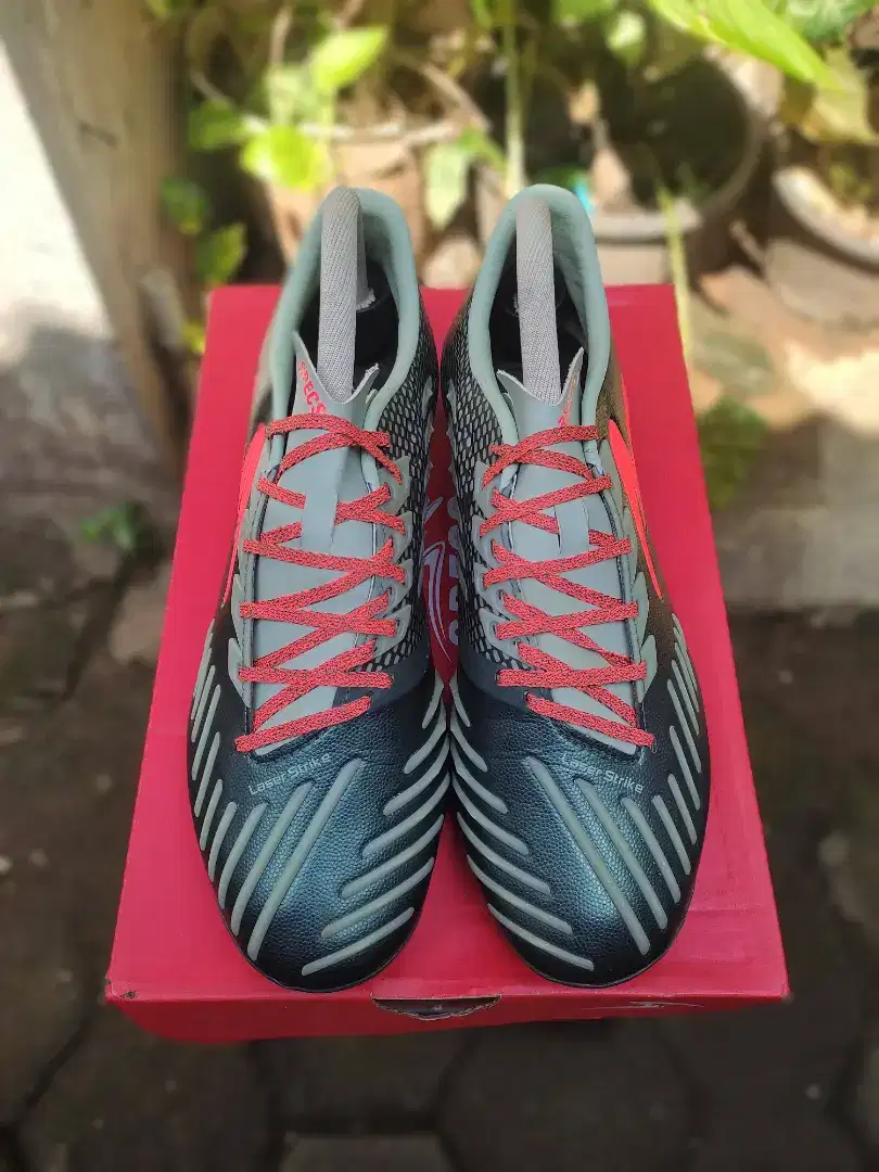 Sepatu bola SPECS REACTO HYDRA SS ELITE