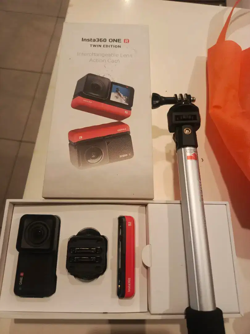 Insta 360 one R Twin edition