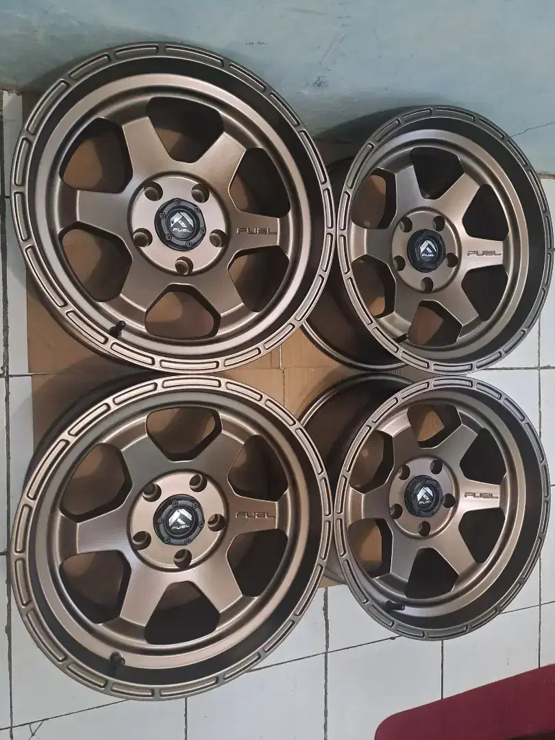 Velg JK Wrangler R17 5x127 FUEL SHOK (USA)