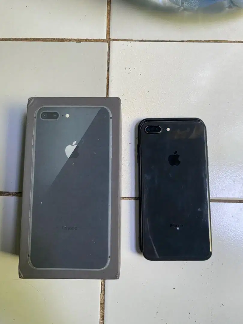 Iphone 8 plus 64 inter