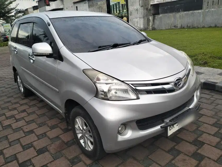 Daihatsu xenia R Deluxe MT 2014