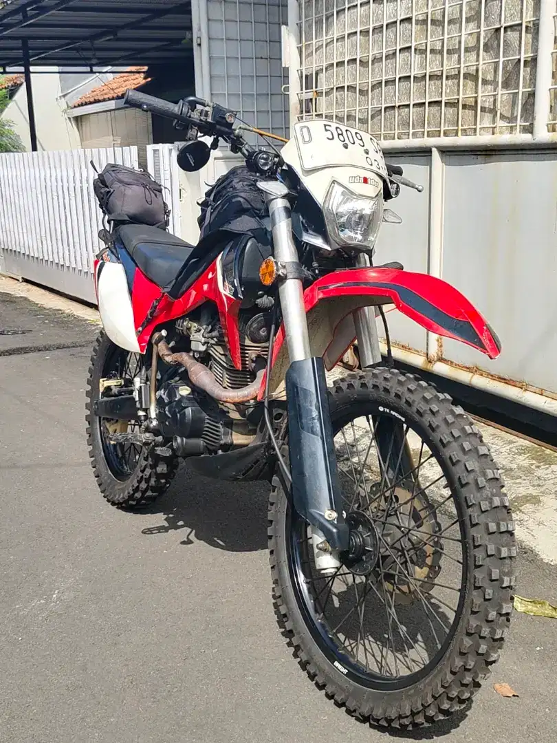 Viar Cross X 200GT mulus komplit