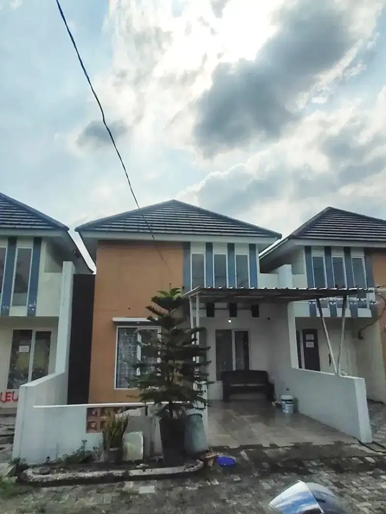 KONTRAKAN BULANAN TAHUNAN MURAH KARAWANG (Semi Furnish)