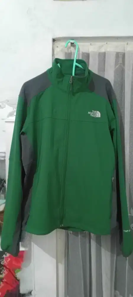 Dijual Jaket Outdoor Gear TNF Apex Original