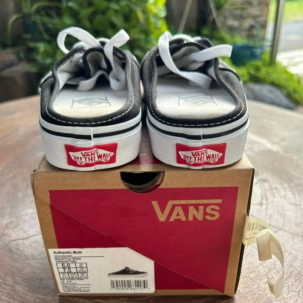 Sepatu Vans Authentic Mule Black True White Size 38 / 24cm Fullbox