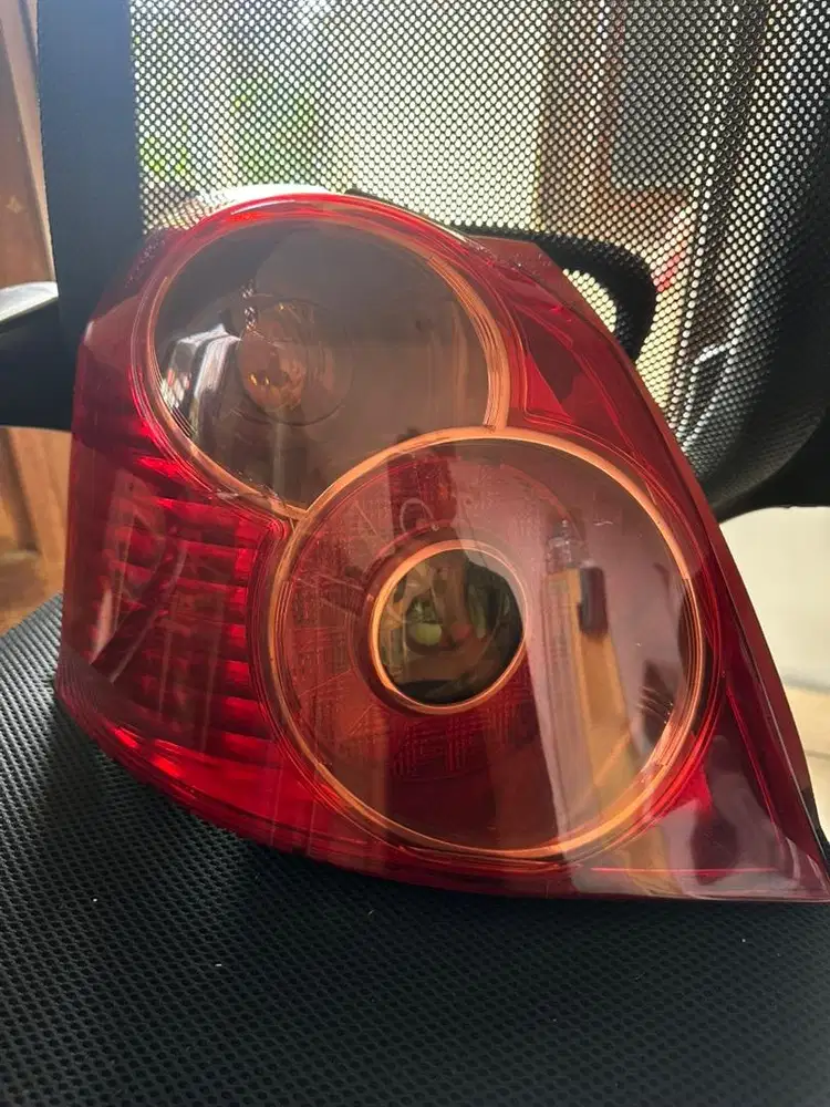 Stop Lamp Yaris 2012 Donut