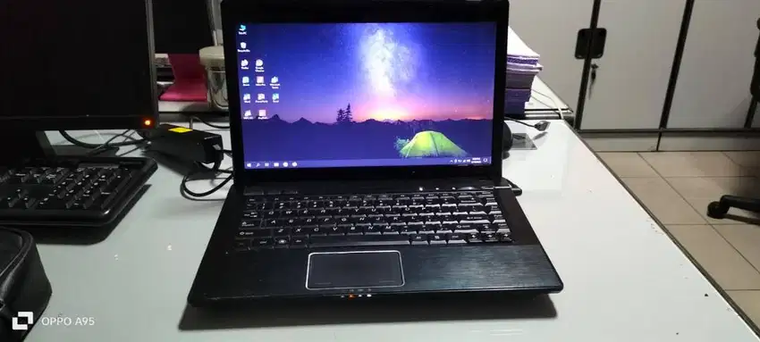 DI JUAL LAPTOP LENOVO SECOND TYPE G460