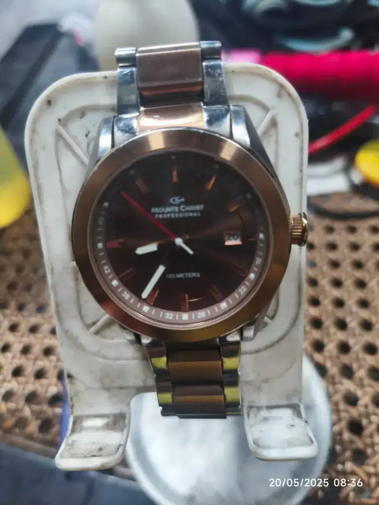 JAM TANGAN MOUNTE CHRIST GOLD EDITION