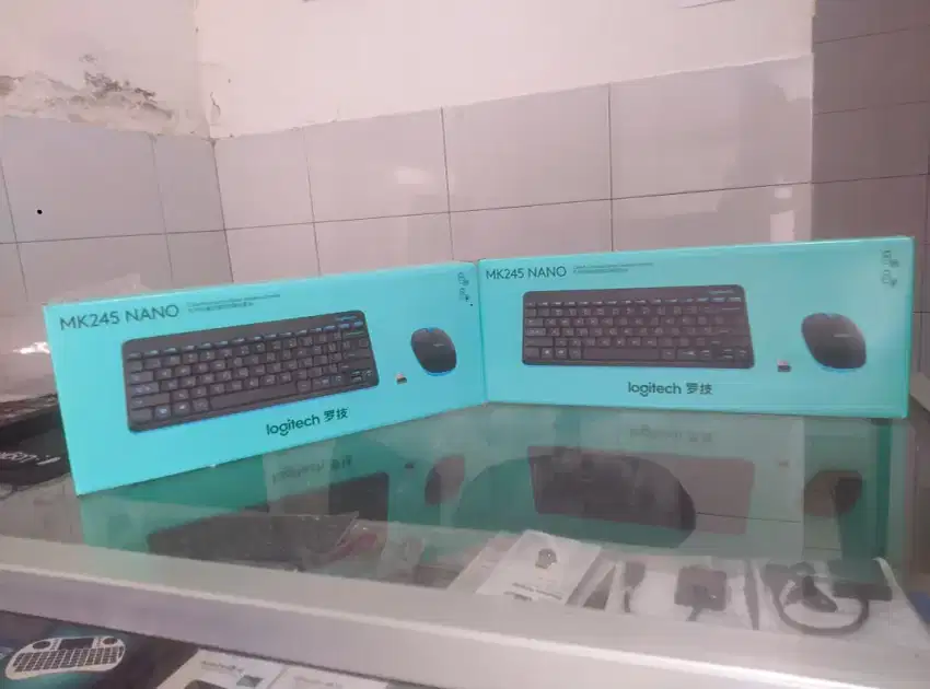 Logitech mk245 Combo Keyboard Mouse Wireless