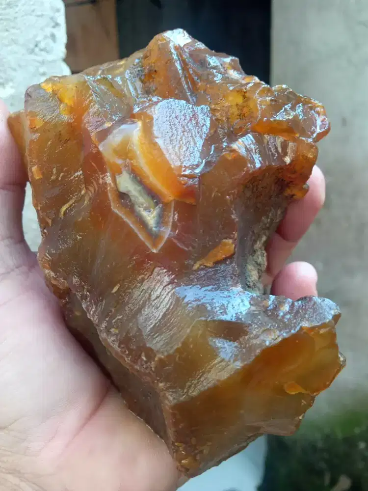 Bongkahan Batu Yellow Chalcedony kristal